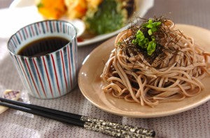 Cold soba noodles are perfect for hot summer!